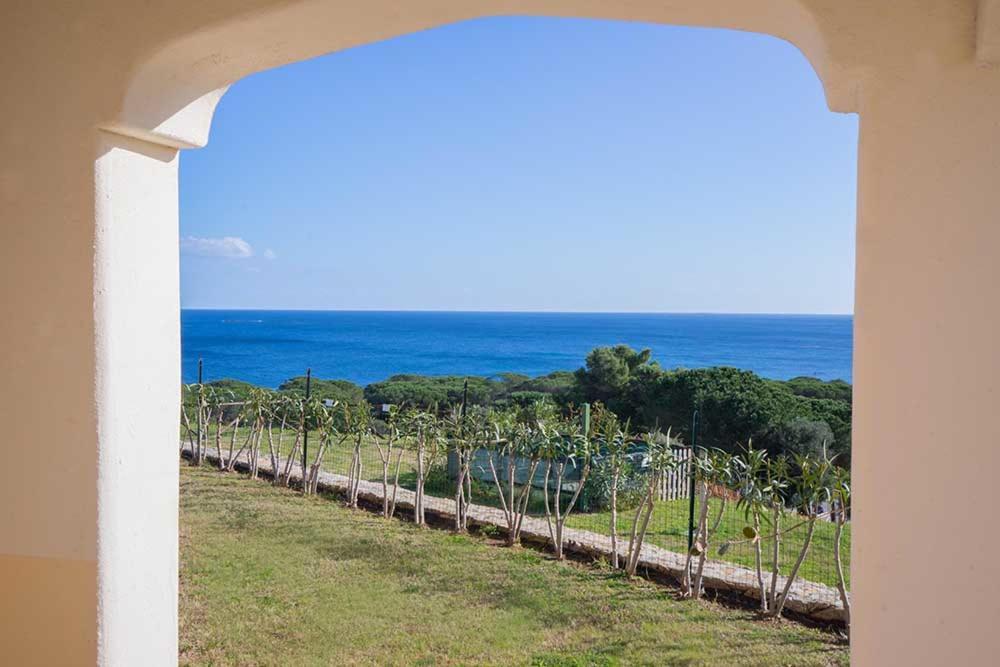Residence Baia Sant Anna Con Piscina Танаунелла Экстерьер фото