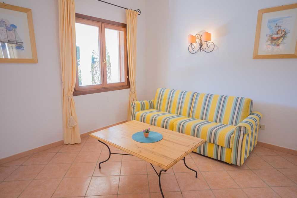 Residence Baia Sant Anna Con Piscina Танаунелла Экстерьер фото