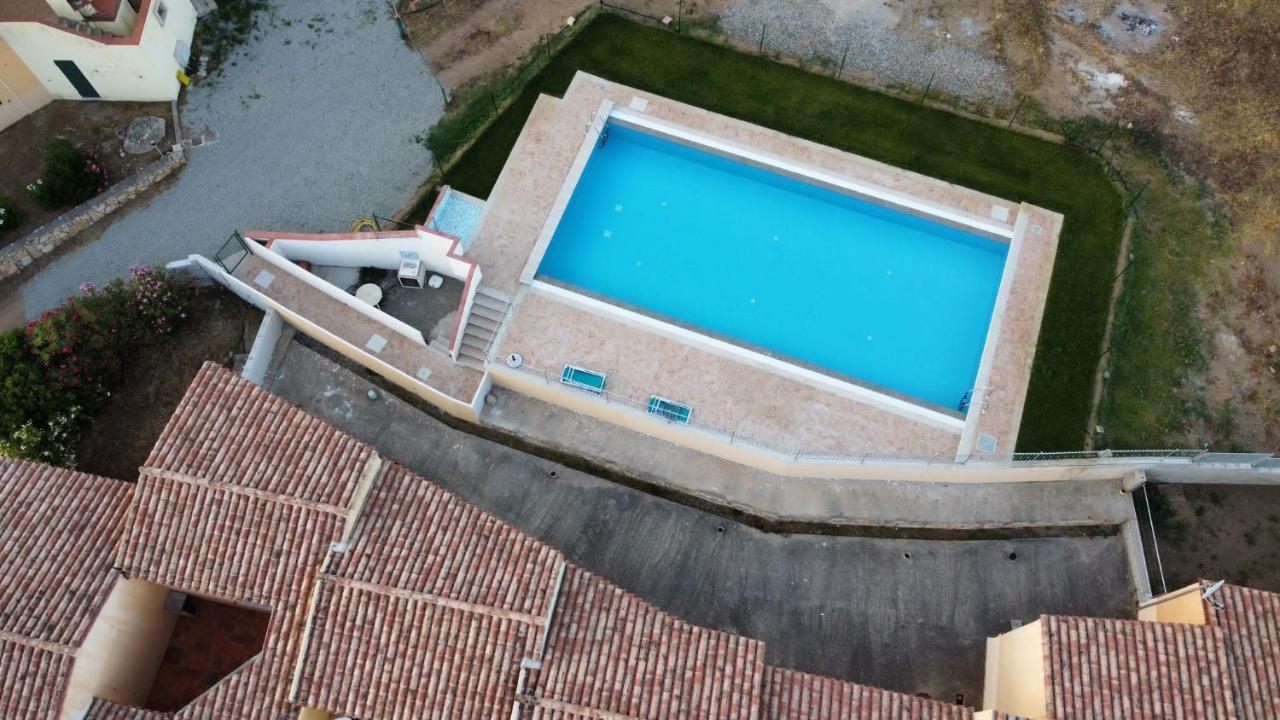 Residence Baia Sant Anna Con Piscina Танаунелла Экстерьер фото